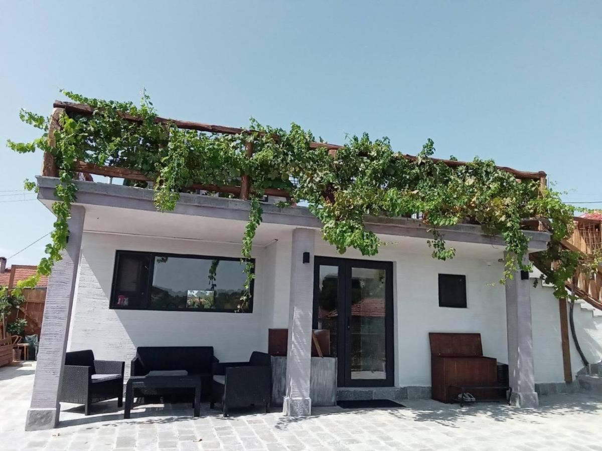 Namaste Къща В Село Камилски Дол Kamilski Dol Εξωτερικό φωτογραφία